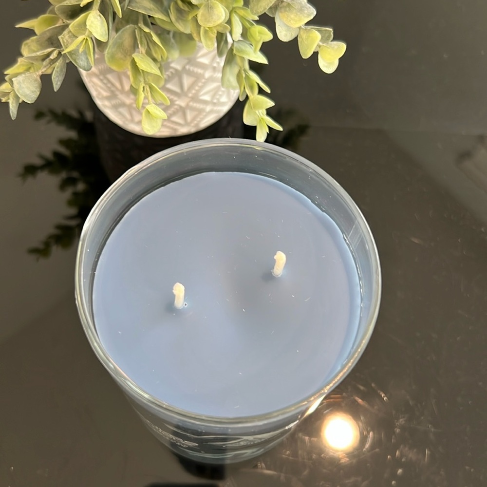 Yankee Candle Warm Luxe Cashmere 2-wick 20oz Tumbler - Picture 3 of 8